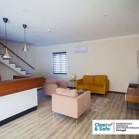 D. Irene Hostel Лажиш Экстерьер фото